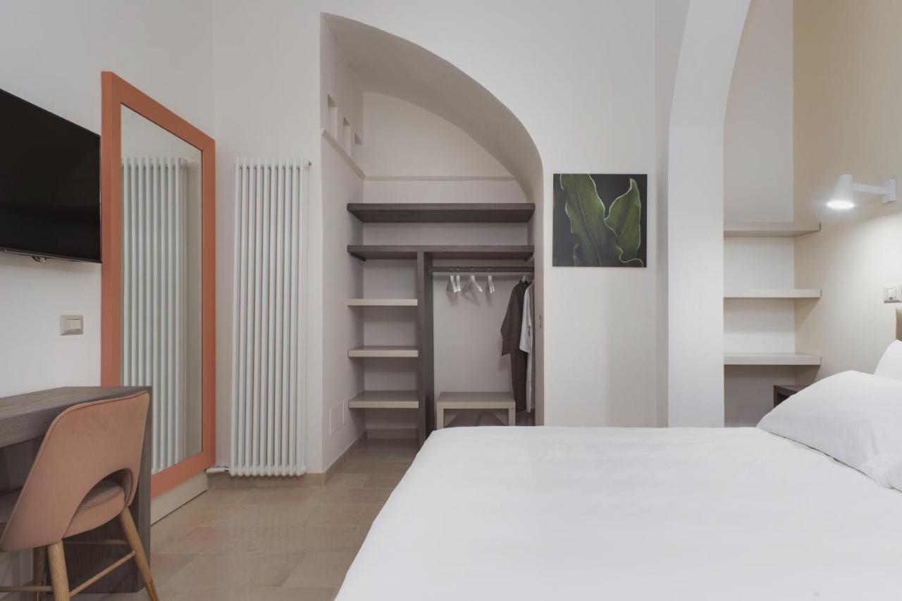 Palazzo Frangipane Bed & Breakfast Salve